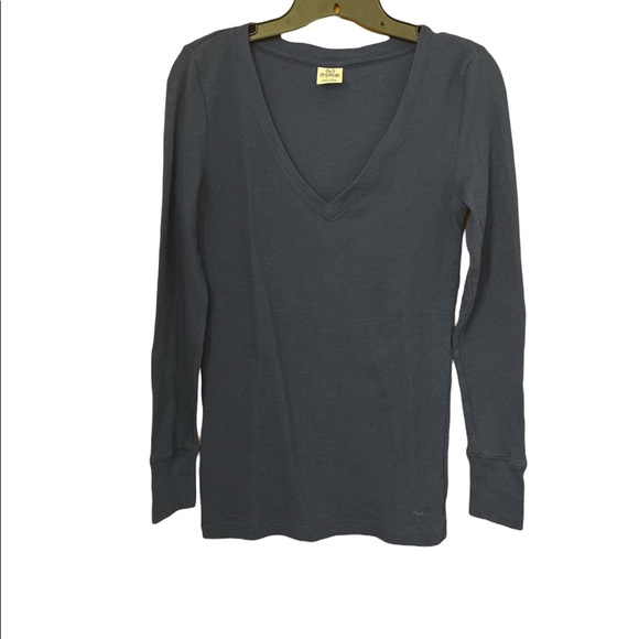 VS PINK Thermal Shirt - Picture 1 of 4
